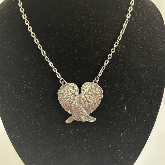 Angel Wing Heart Pendant Necklace AB Crystal Silver Tone Metal Fashion - Picture 5 of 5
